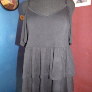 TORRID BLACK BABYDOLL SUPER SOFT COLD SHOULDER TOP 2 2X 18 20